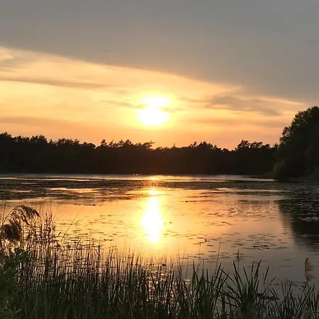 Letniskowe Karpiowka * ルビャトボ